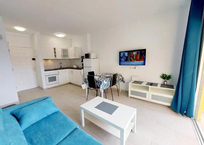 Sunny Cozy Loscristianos Wifi,pool Apartmán *